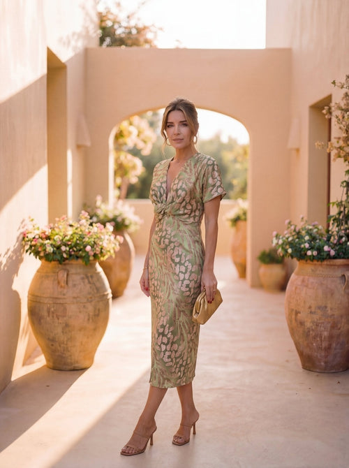 Beatriz | Midi Dress with Slimming Effect, Central Button, and Flowing Drape